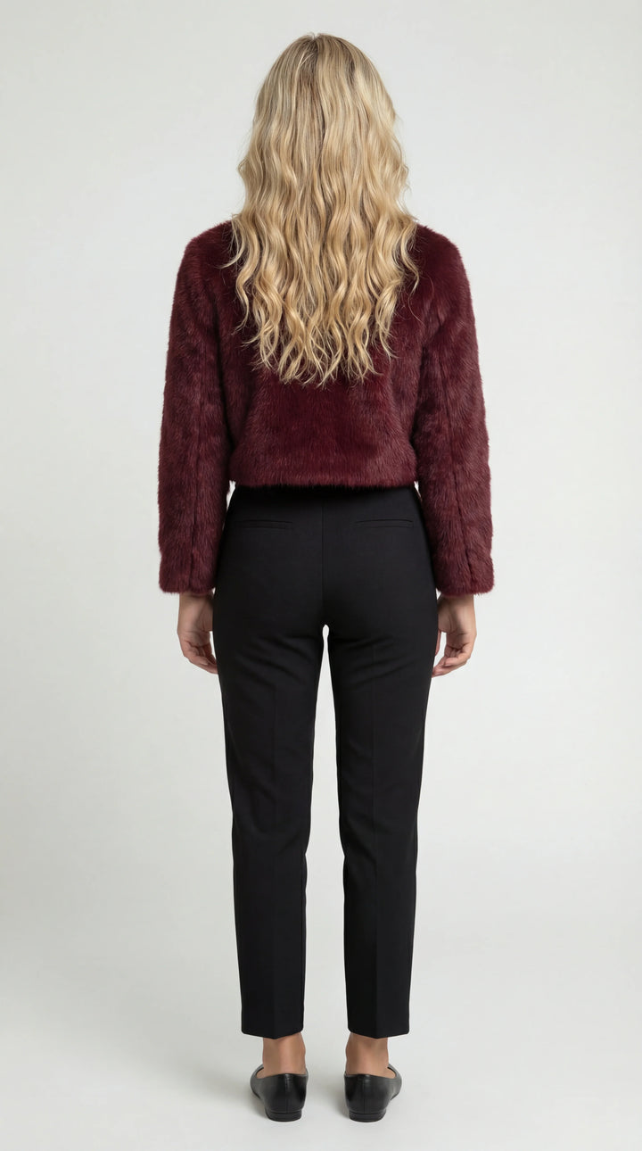 Women's cropped faux fur jacket with round neckline and long sleeves