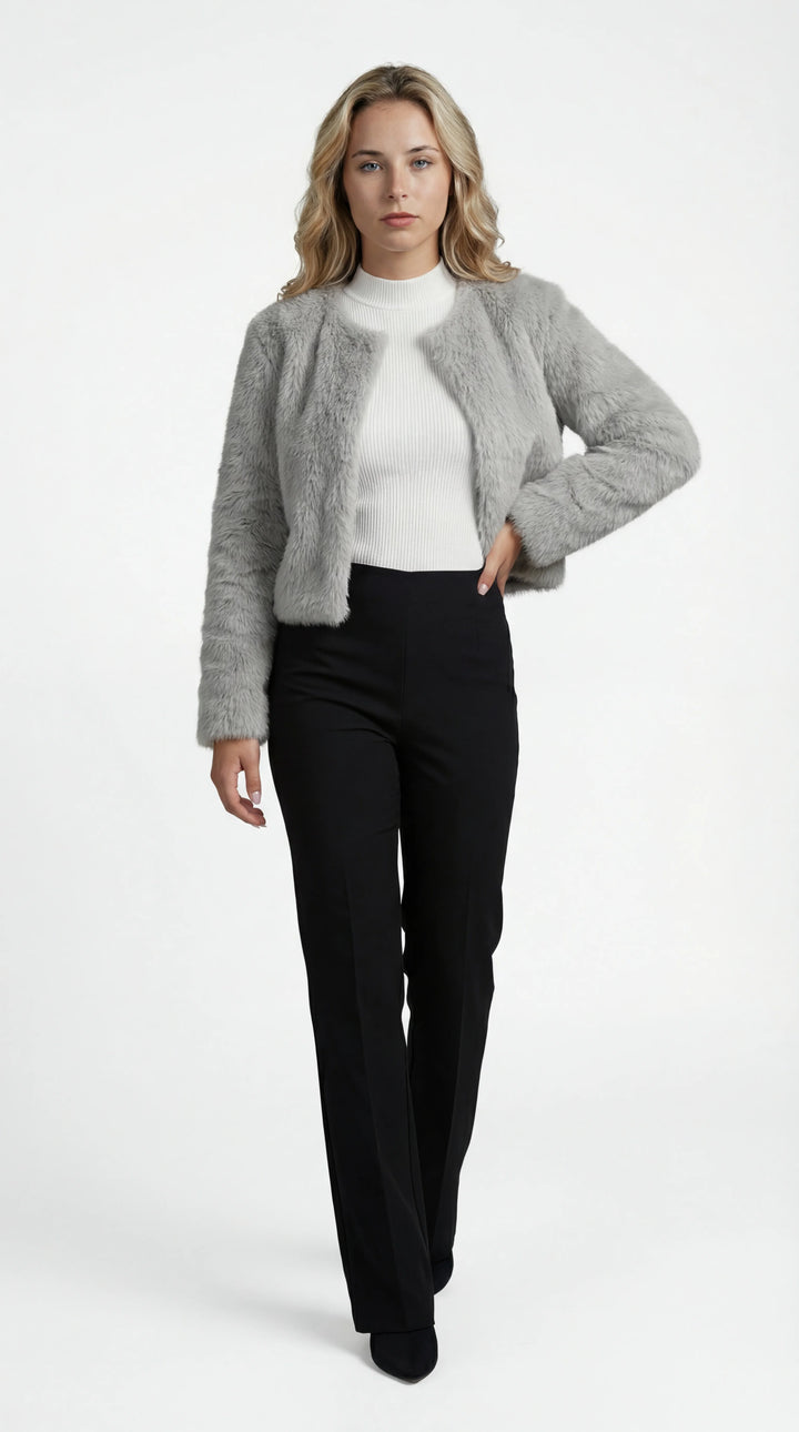 Women's cropped faux fur jacket with round neckline and long sleeves