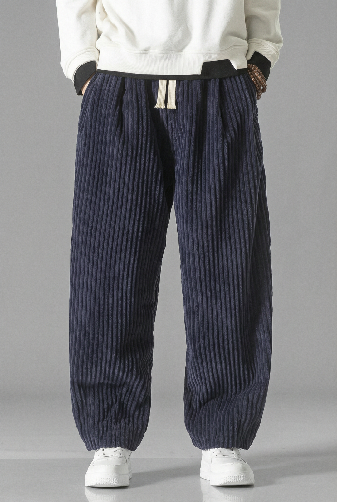 Men's wide-leg corduroy trousers with drawstring waist and gathered hems