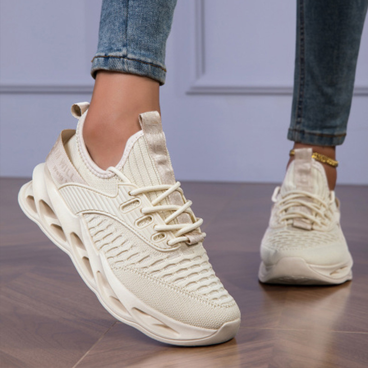 Women's multicolor lace-up sneakers with a sculpted sole