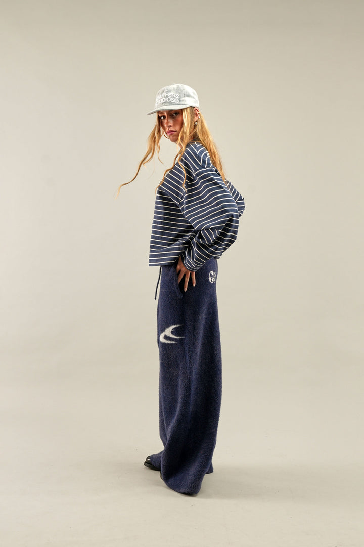 Navy striped long sleeve jumper with crew neck and loose fit
