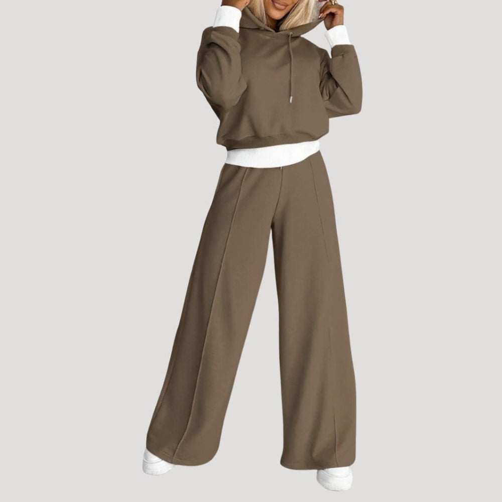 Women's cropped hoodie and wide-leg jogger set
