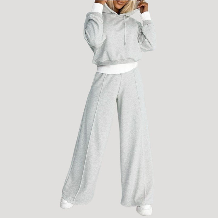 Women's cropped hoodie and wide-leg jogger set