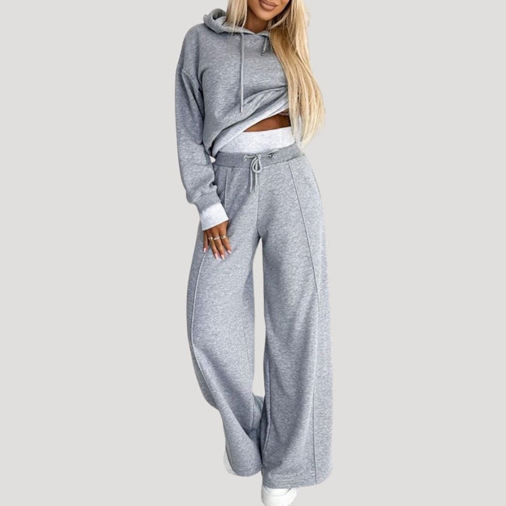 Women's cropped hoodie and wide-leg jogger set