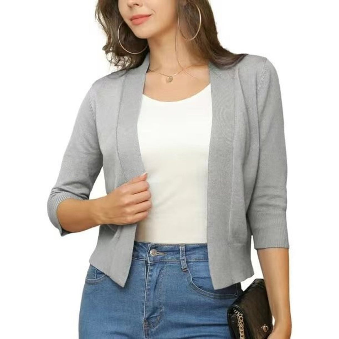Women's open front cropped cardigan with three-quarter sleeves