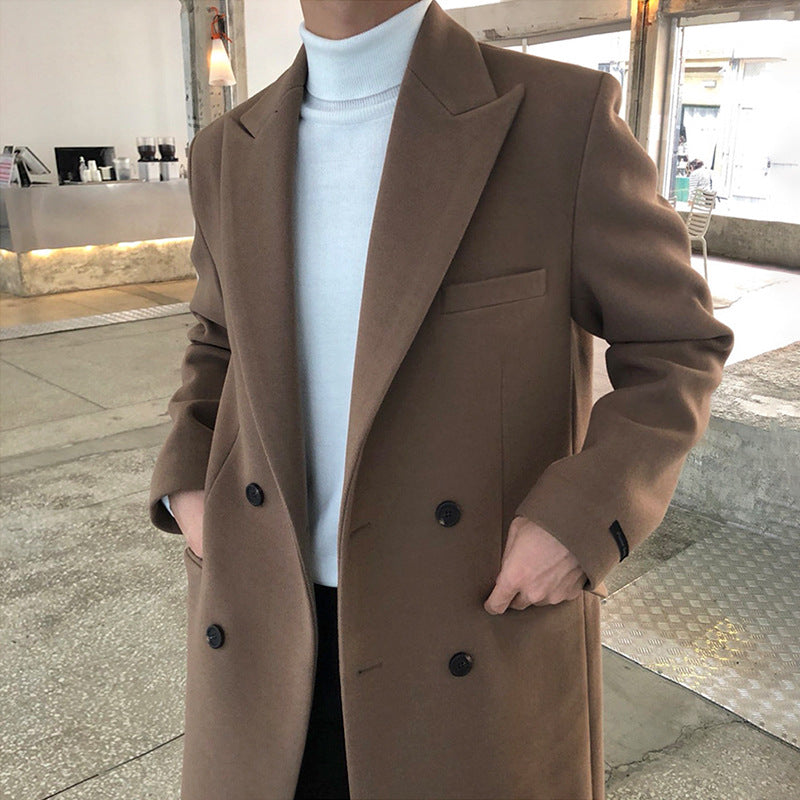 Women's long double-breasted overcoat with notched lapels and pockets