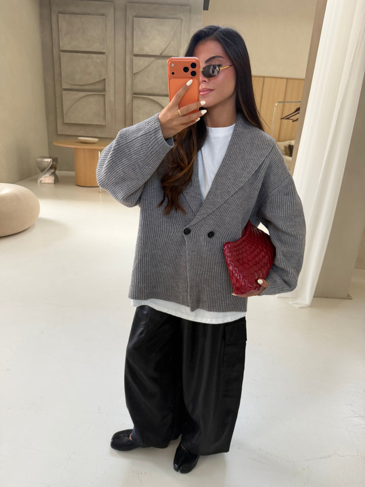 Women's gray ribbed cardigan with V-neck and button front