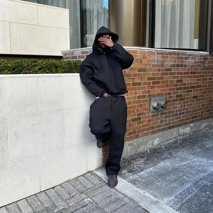 Two-piece hoodie and jogger trousers streetwear set