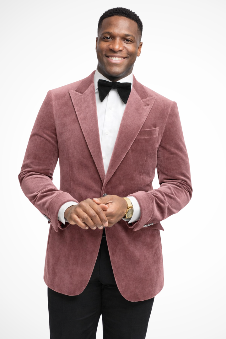 Men's tailored velvet blazer with peak lapels, long sleeves and front pockets