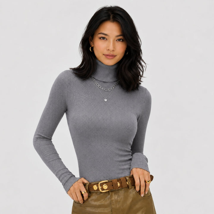 Women's ribbed turtleneck jumper with long sleeves