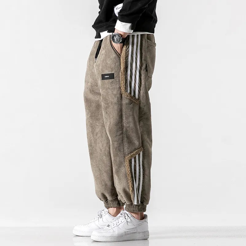 Men's jogger pants with striped side panels and elasticated cuffs