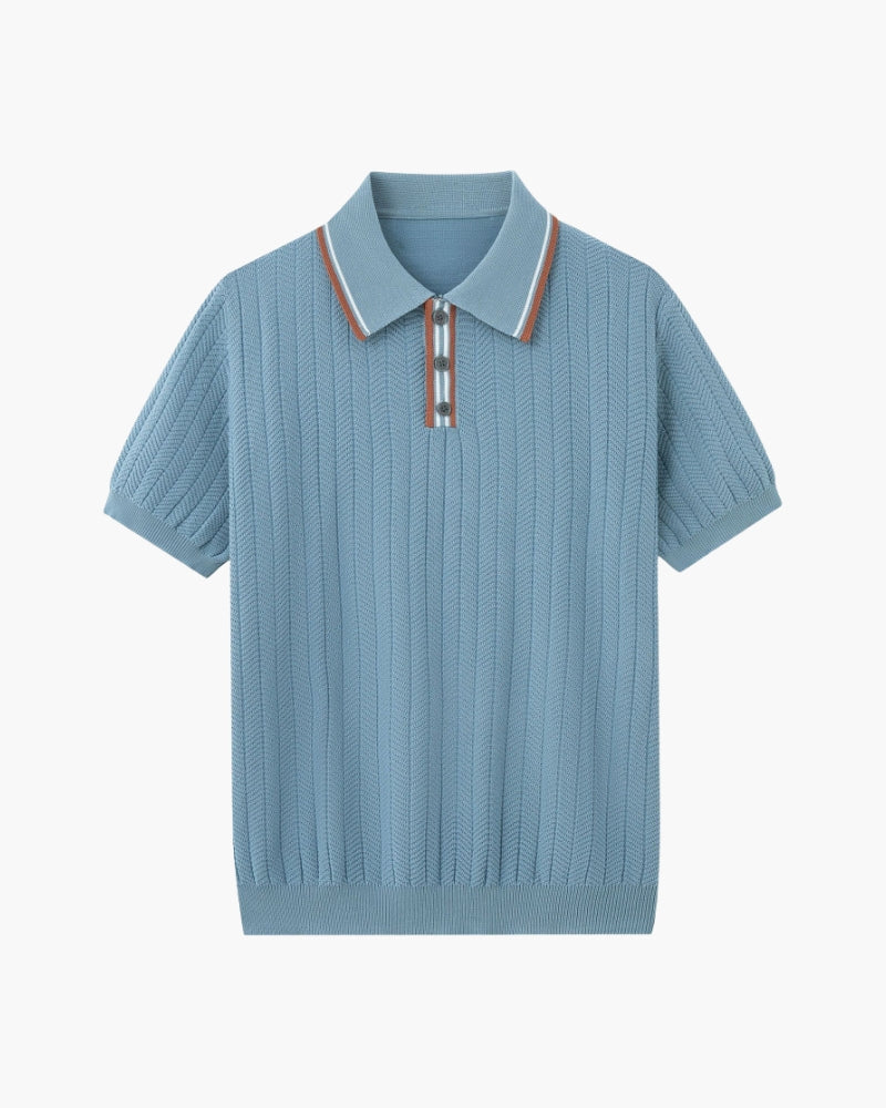 Short-sleeve textured knit polo shirt with collar and three-button placket