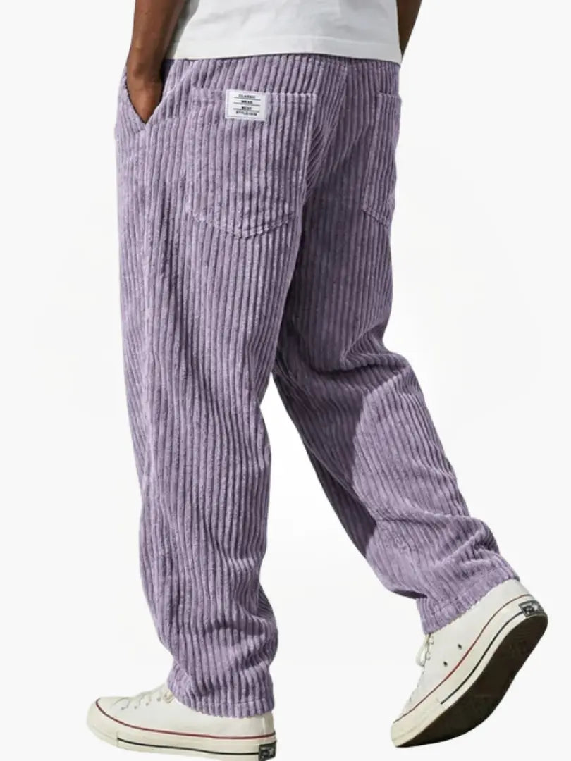 Corduroy trousers with ribbed texture and front pockets