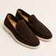 Men's slip-on loafers with rounded toes, stitched apron trim and flat light soles