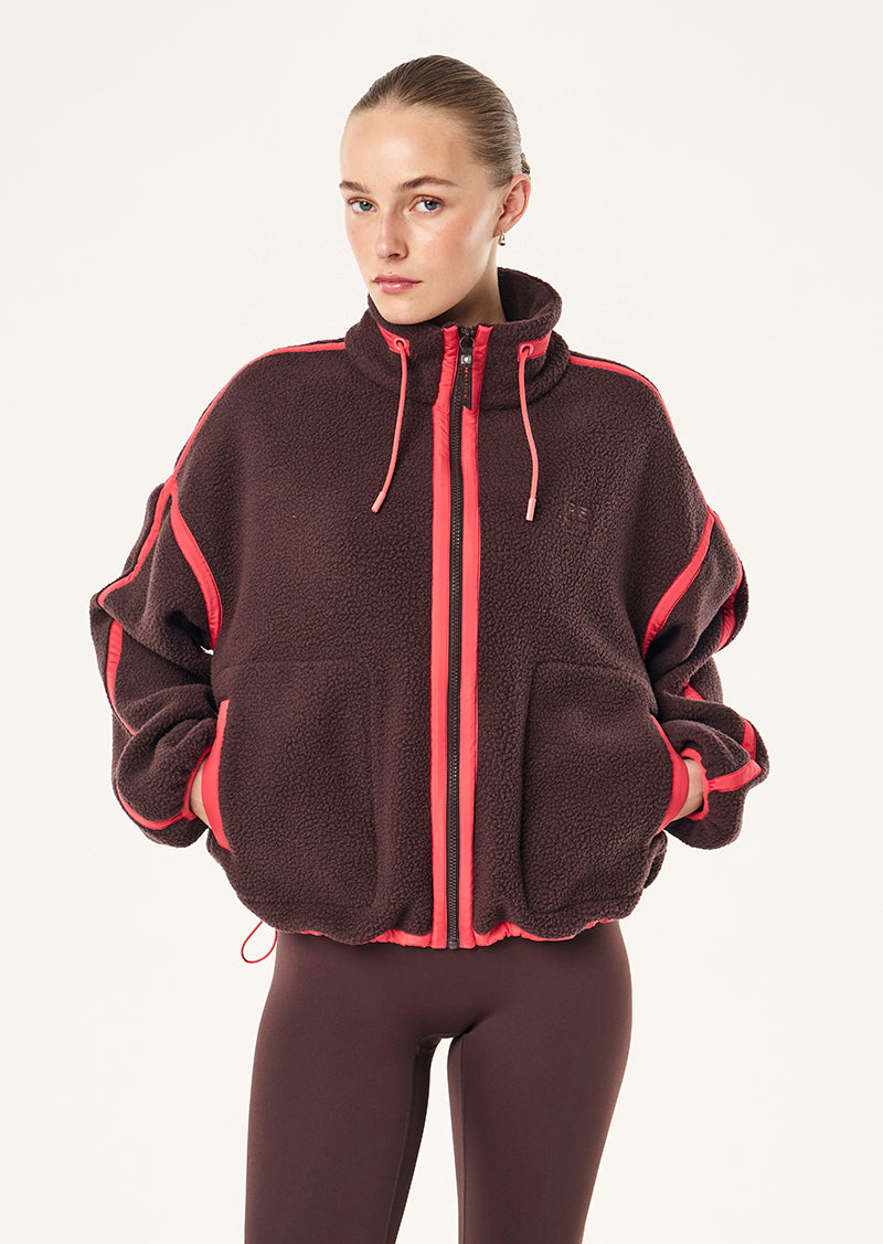 Women's cropped sherpa jacket with hood and bright contrast trim