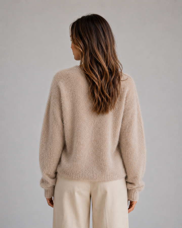 Women's textured V-neck button front cardigan with long sleeves