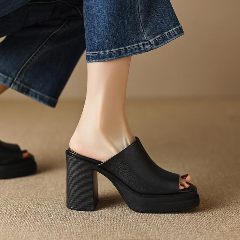 Marika | Women's Gigi Platform Sandals