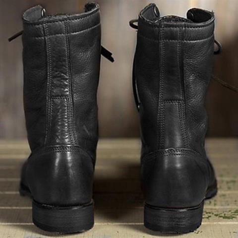 Unisex lace-up combat boots with round toes and low heels