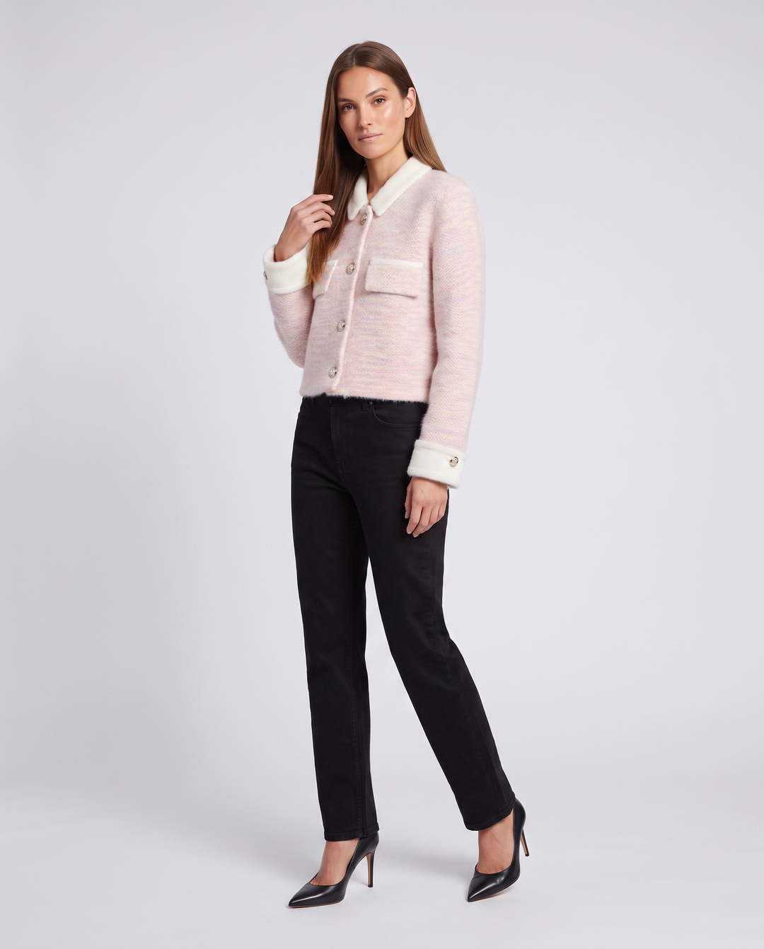 Women's contrast collar button-front cardigan with long sleeves