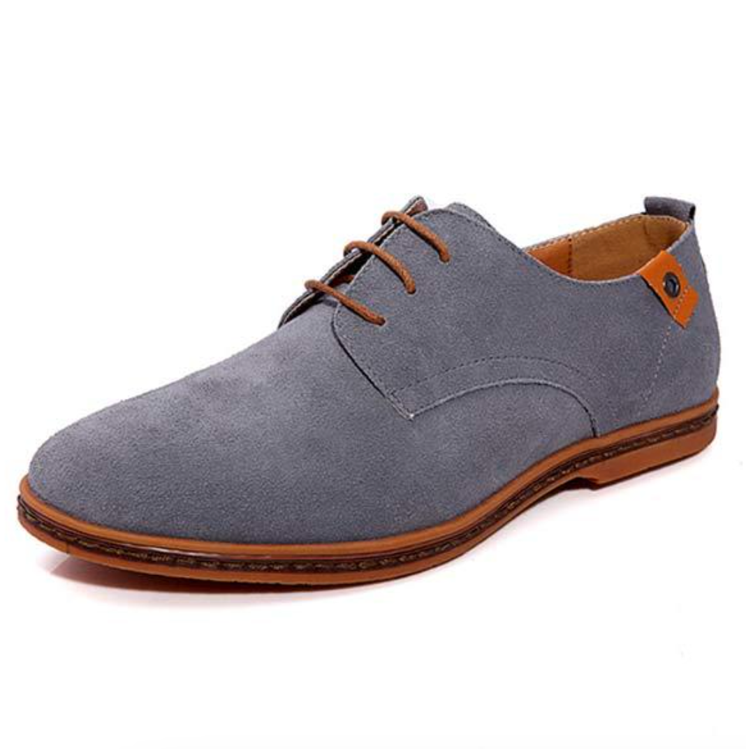 Men's textured lace-up derby shoes with round toe and low layered sole