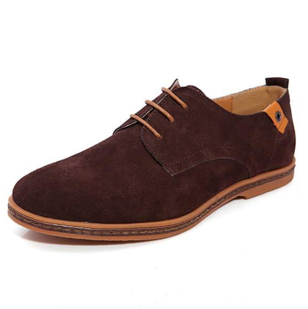 Men's textured lace-up derby shoes with round toe and low layered sole