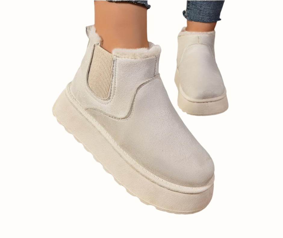 Women's Insulated Winter Boots in Cream | Bellmere