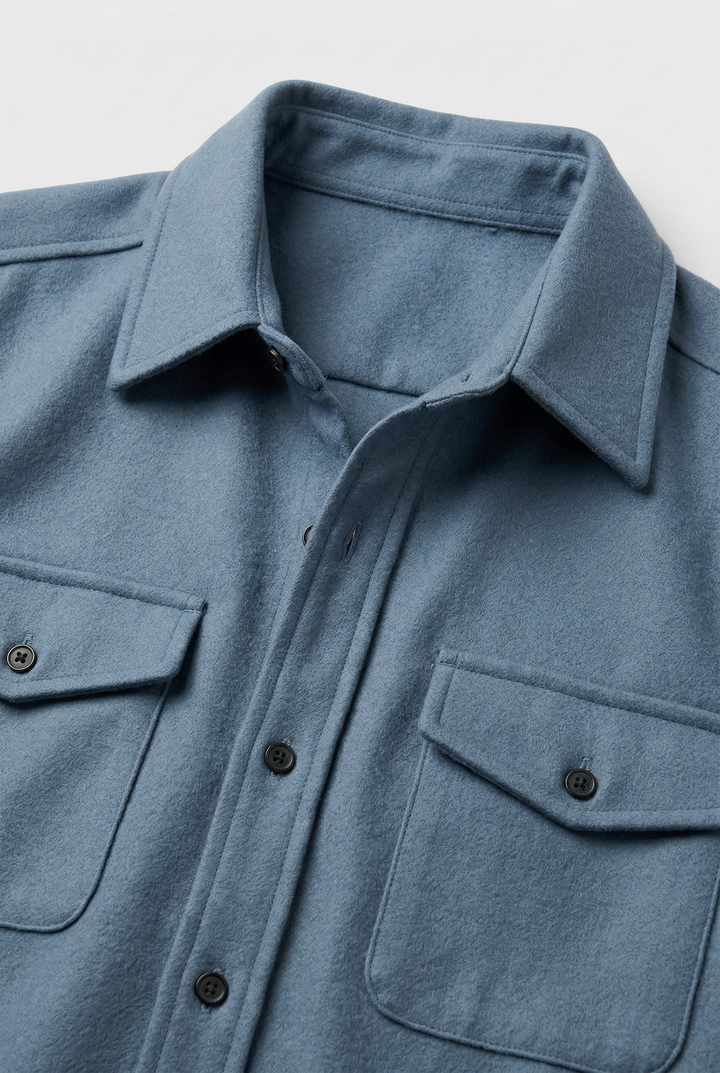 Men's long-sleeve utility jacket with pointed collar and two buttoned chest pockets