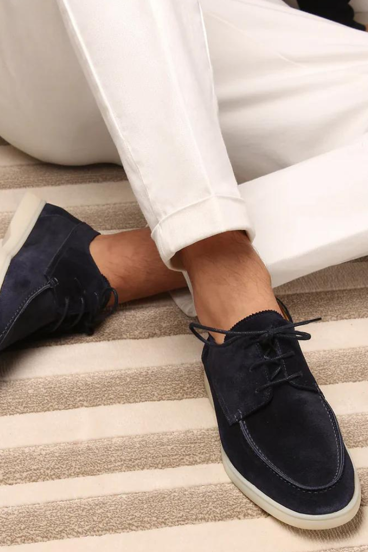 Men's lace-up loafers with moc toe and low profile sole