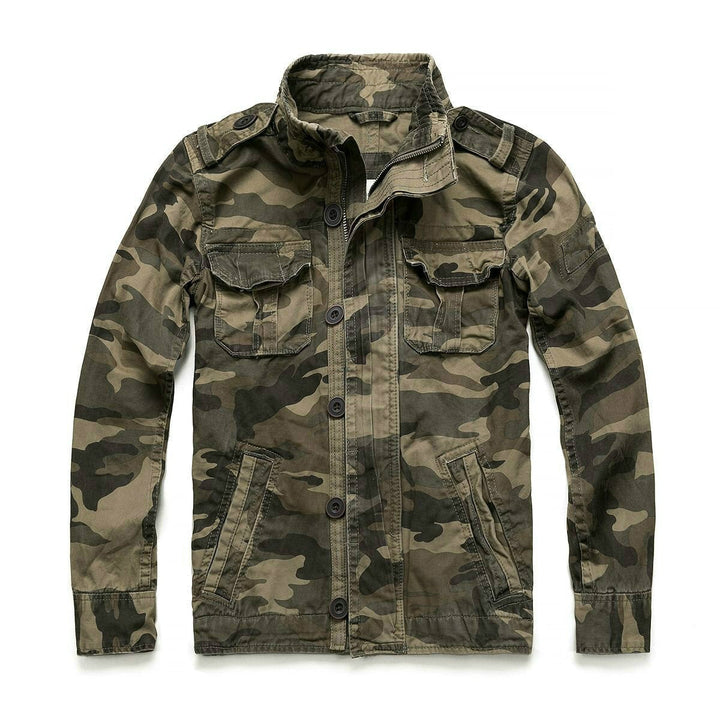 Men's short camouflage military jacket with stand collar, long sleeves and multiple pockets
