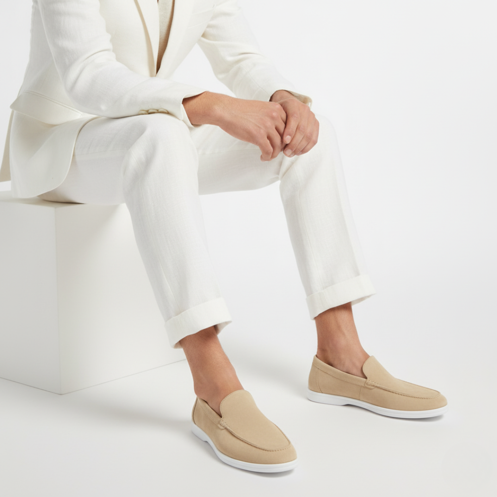 Men's slip-on moc toe loafers with contrast flat soles