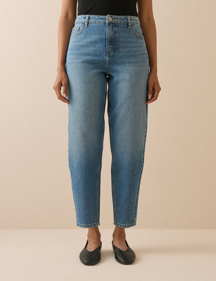Women's blue high-rise cropped barrel leg jeans