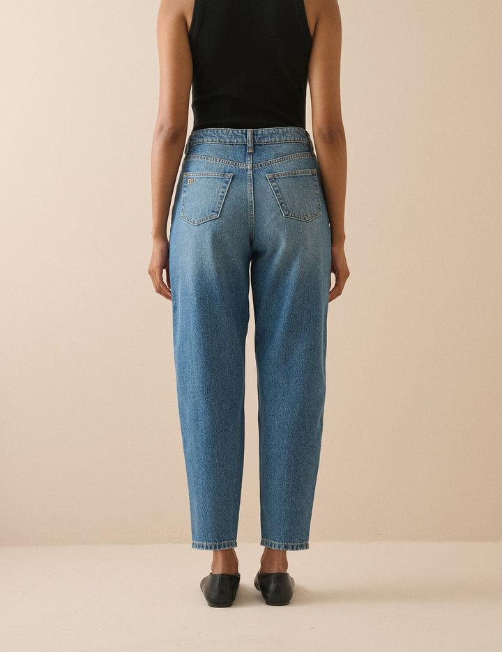 Women's blue high-rise cropped barrel leg jeans