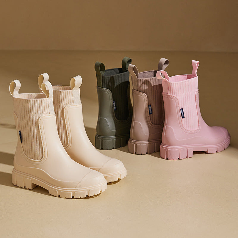 Women's Chelsea-style ankle rain boots with lug sole