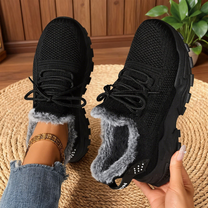 Women's fleece lined lace-up sneakers with chunky lug sole