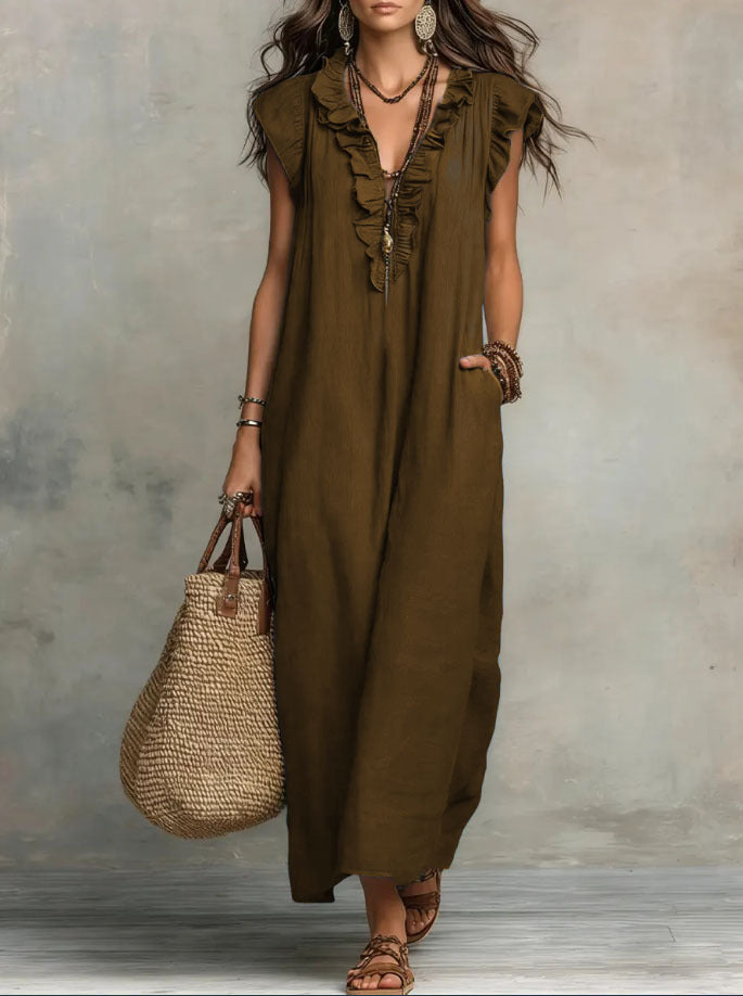 Women's bohemian maxi dress with V-neck ruffled front, short sleeves and side pockets in grey and green