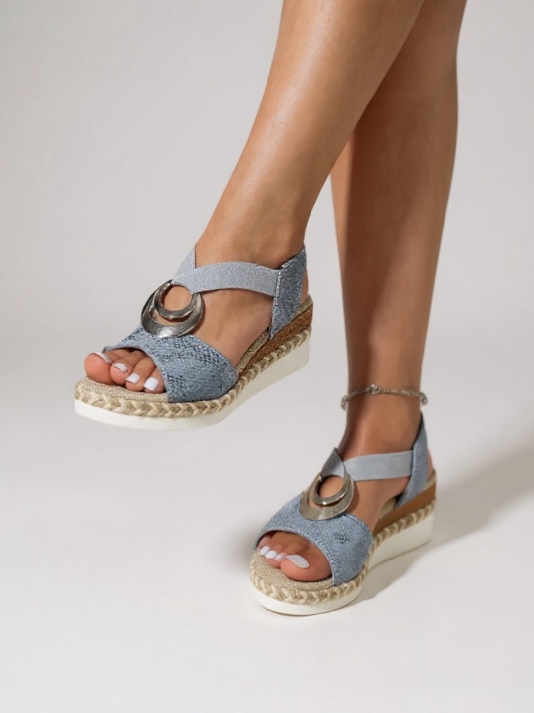 Nasrin | Women's Crest Sandals