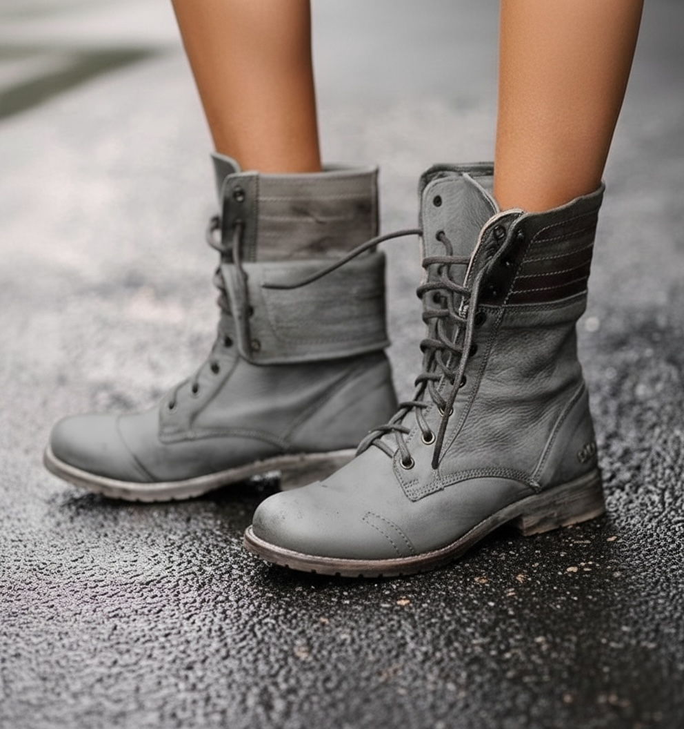 Women's Vintage Lace-Up Ankle Boots in Brown - View 4 | Bellmere