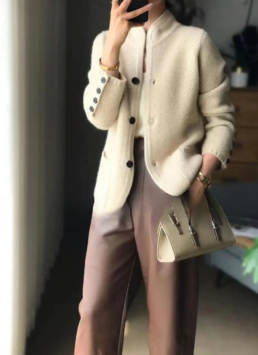 Women's textured knit cardigan jacket with buttons and front pockets
