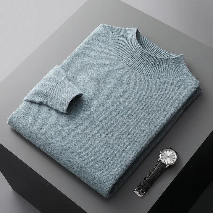 Plain crew neck knit pullover with long sleeves and ribbed trims
