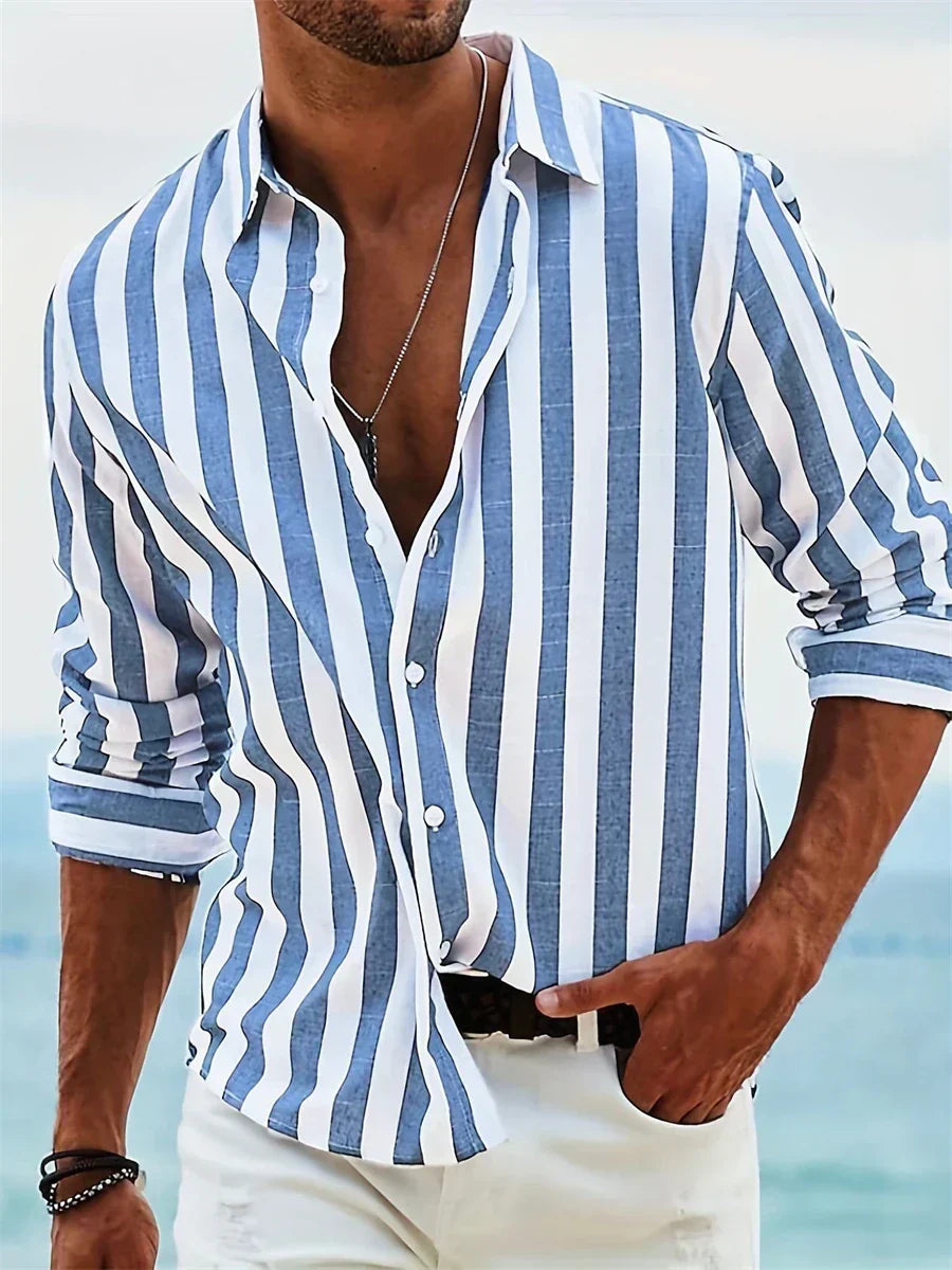 Men's relaxed shirt with vertical blue and white stripes, three-quarter sleeves