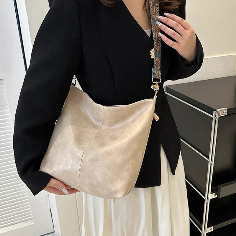 Women's Shoulder Bag Bags in Brown - View 13 | Bellmere