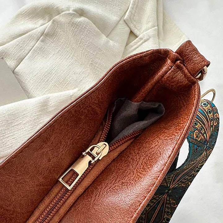 Women's Shoulder Bag Bags in Brown - View 5 | Bellmere