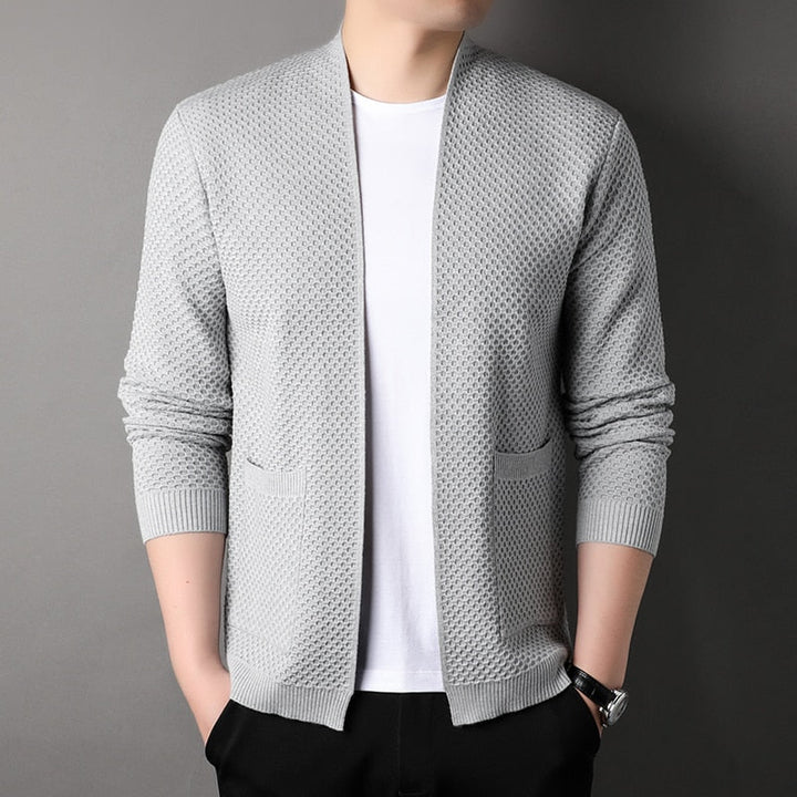 Men's textured knit cardigan with open front, long sleeves and two patch pockets