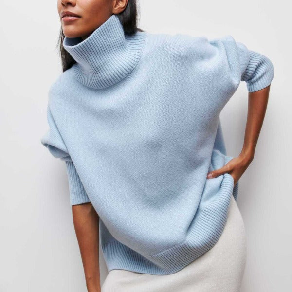 Women's relaxed turtleneck sweater with long sleeves and ribbed trims