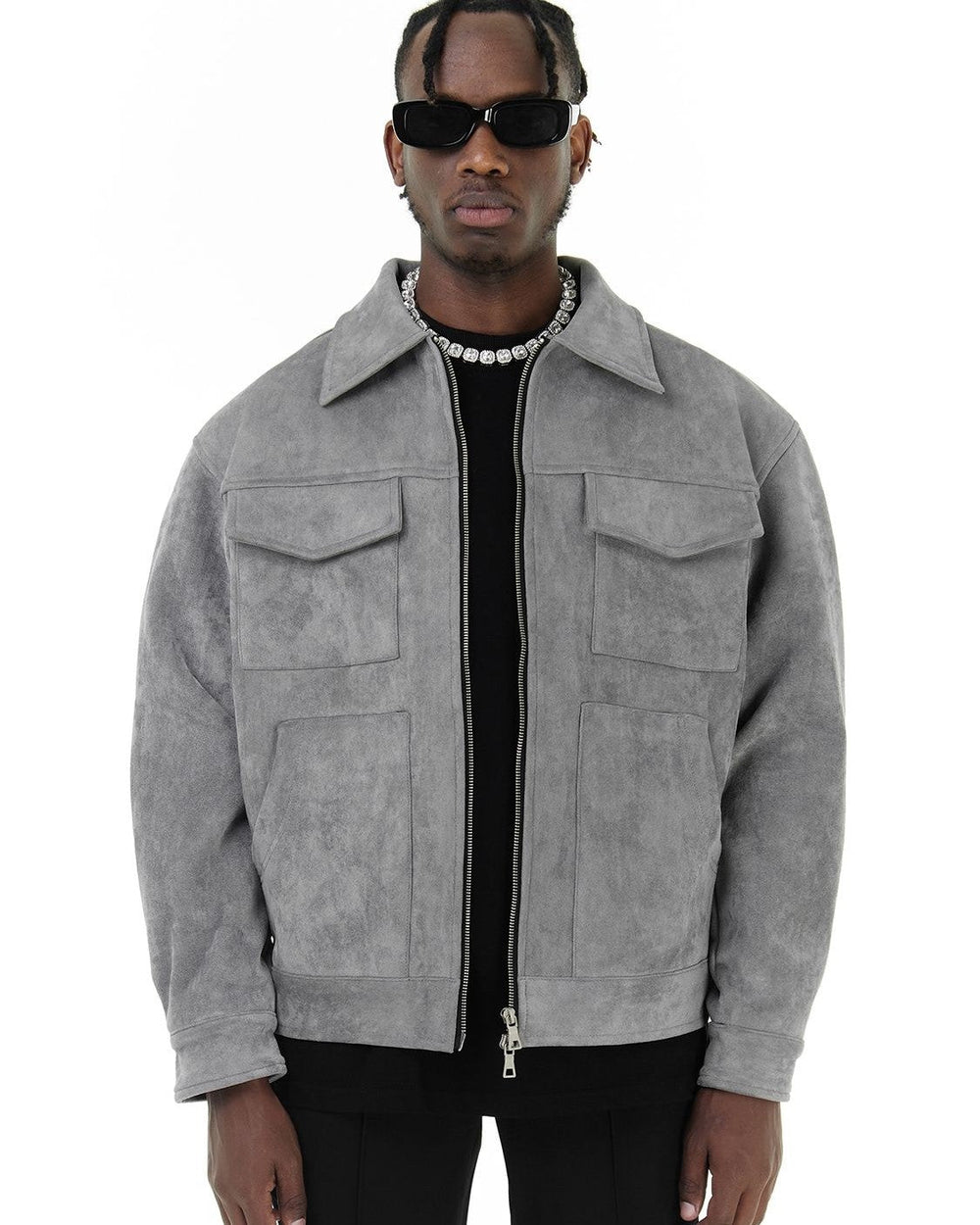 Men's field jacket with spread collar, four pockets and zip front