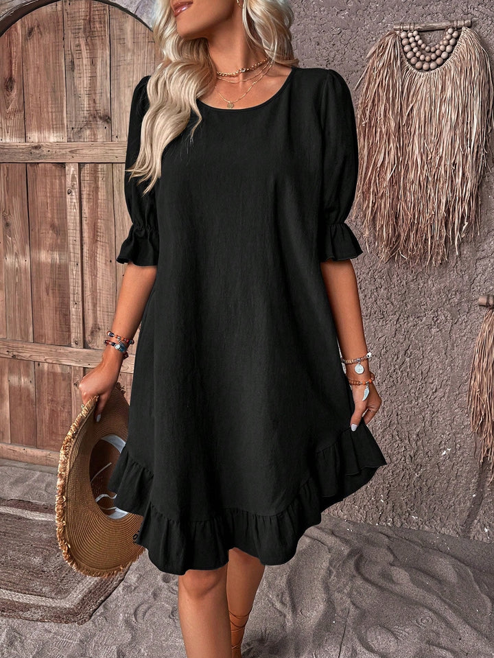 Relaxed Fit Summer Dress in Blue (Almost Sold Out) - View 4 | Bellmere