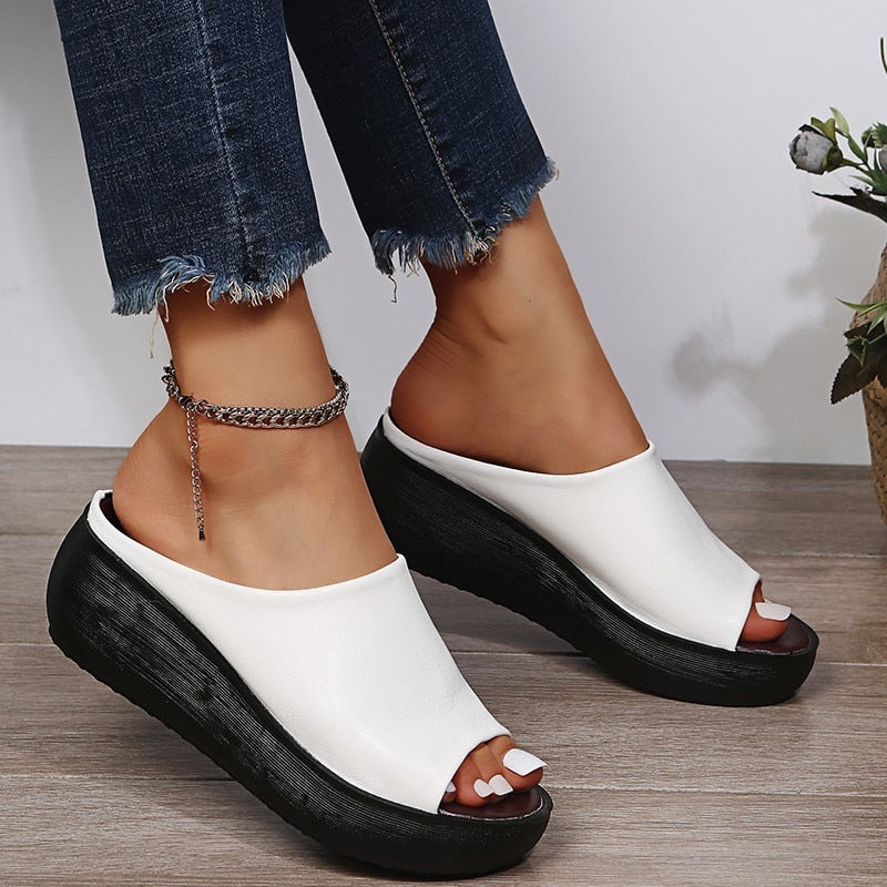Amrita | Women’s Slide Sandals – Cushioned Footbed