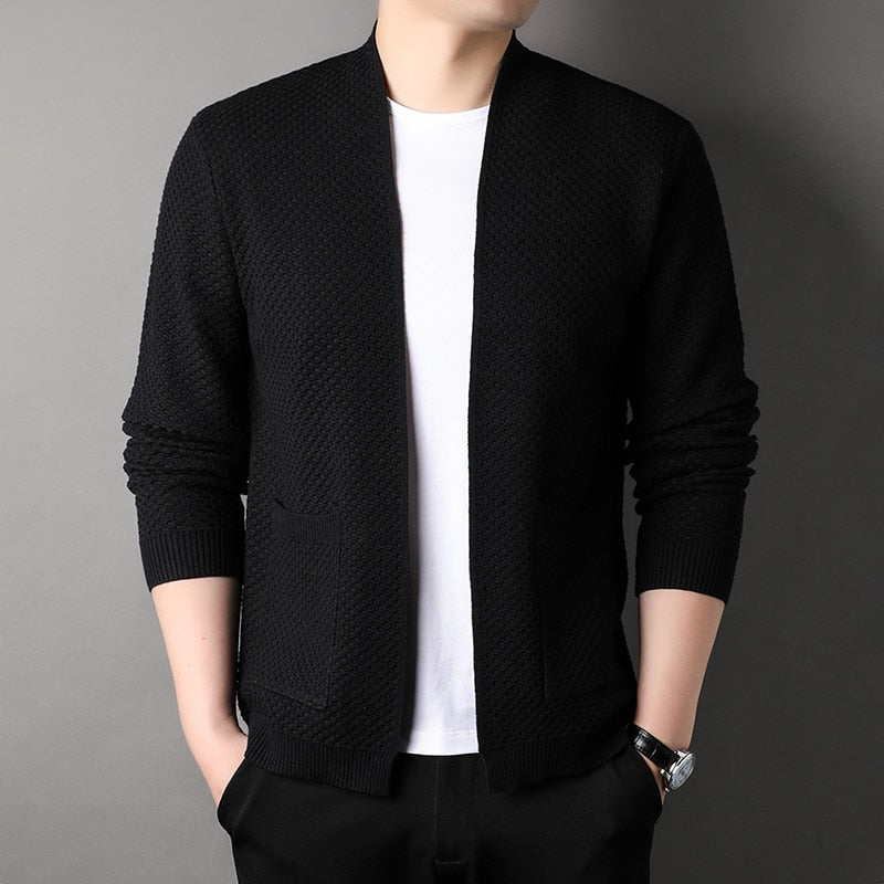 Men's textured knit cardigan with open front, long sleeves and two patch pockets