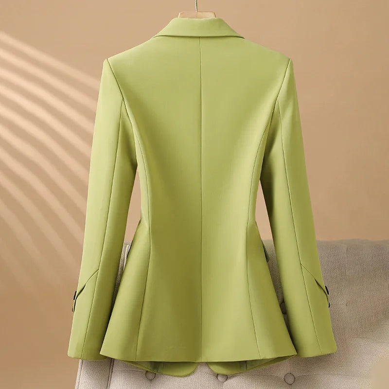 Women's tailored single-breasted blazer with notched lapels and flap pockets