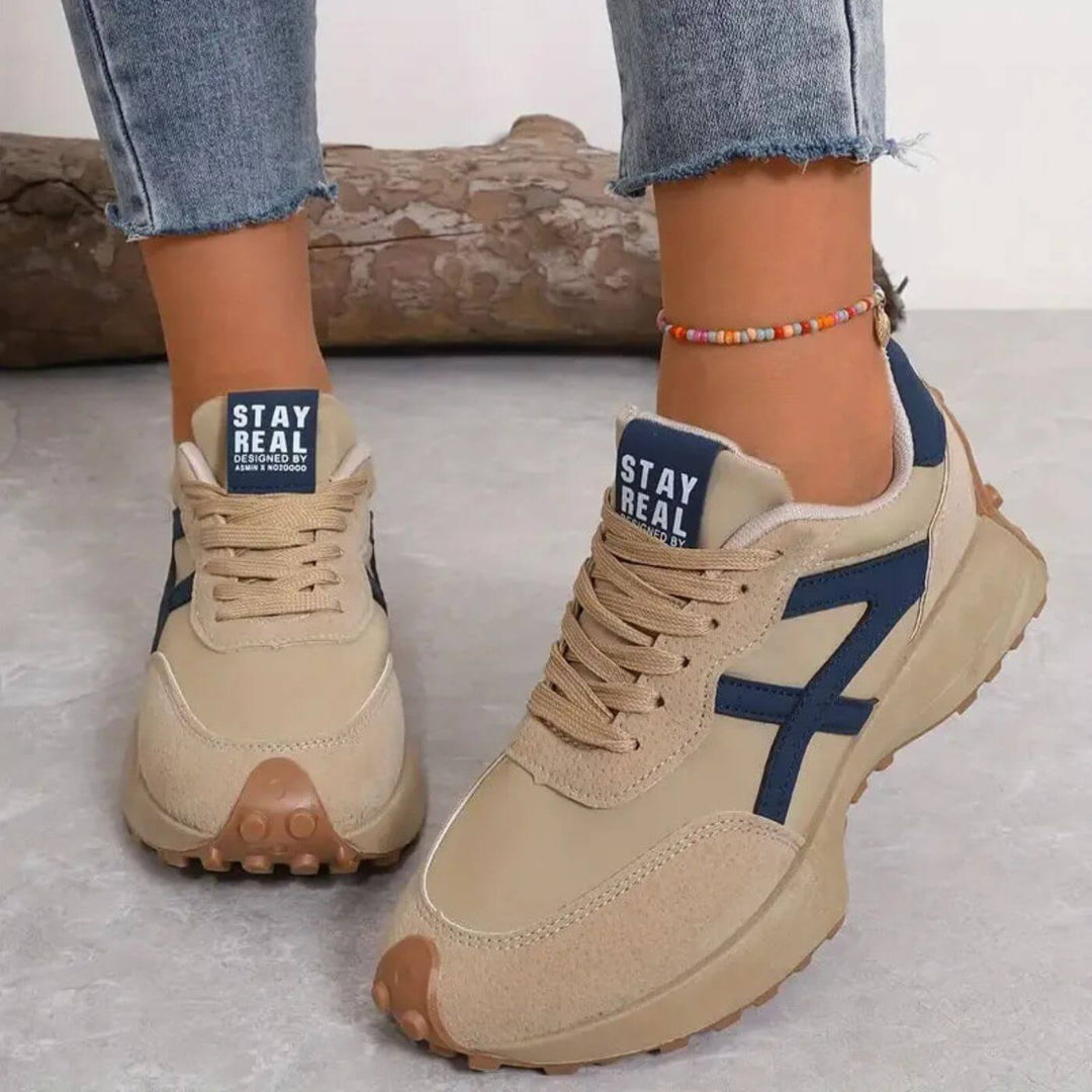 Women's Sneakers Shoes in Black / Beige - View 3 | Bellmere
